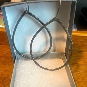 Earrings: Hammered metal hoop